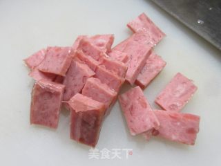黑木耳烤火腿炒四季豆步骤2