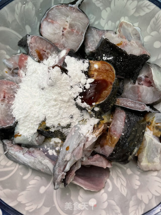 砂锅焗鳗鱼步骤2