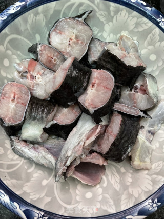 砂锅焗鳗鱼步骤1