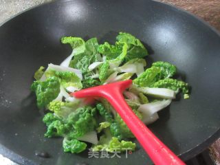 烤火腿炒黄心菜步骤5