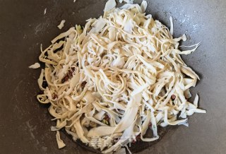 青红椒炒糯米笋步骤5