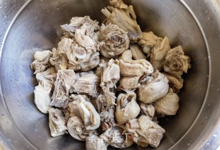 洋葱土豆炖土鸡步骤4
