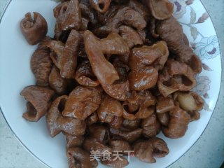 虾仁炒肥肠步骤2