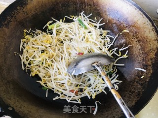 醋溜绿豆芽步骤5