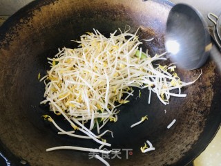 醋溜绿豆芽步骤3