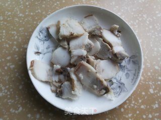 回锅肉炒包菜豆腐步骤2