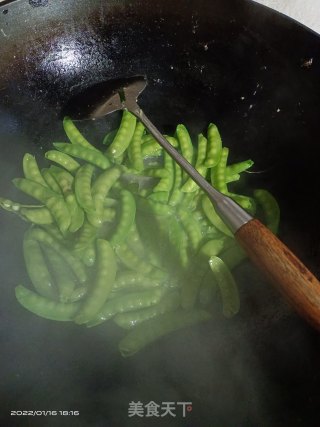素炒荷兰豆步骤3