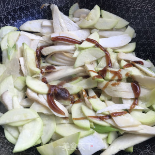 杏鲍菇炒葫芦片步骤6