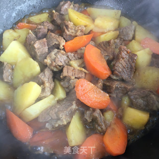 土豆胡萝卜烧牛腩步骤11
