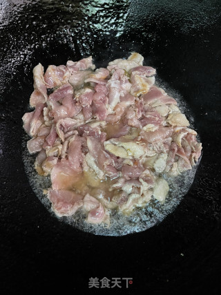 韭菜香干炒肉片步骤5