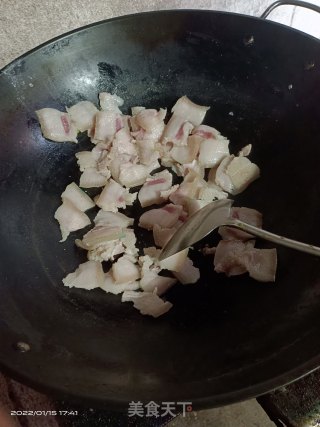 蒜苗西蓝花炒肉步骤3