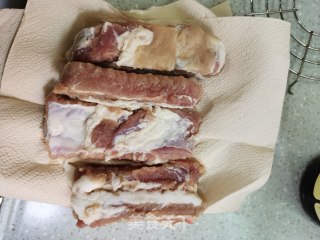 富记蒜香排骨步骤7