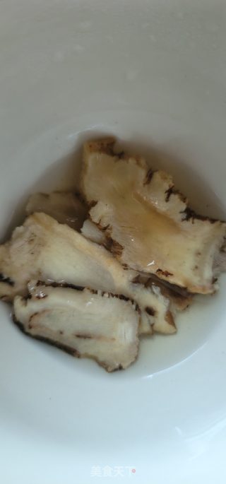 当归水蒸鸽子步骤2 当归水蒸鸽子步骤2
