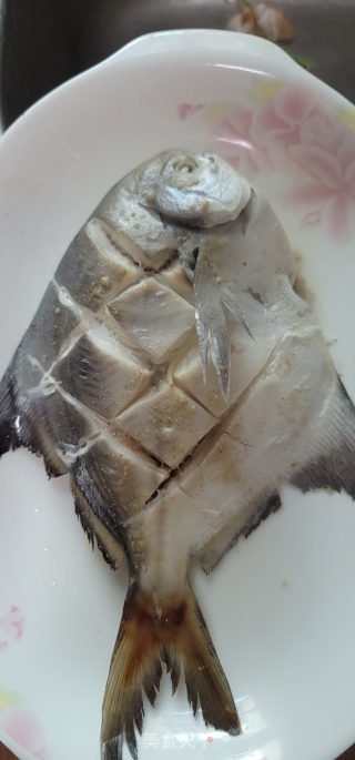 香辣蒜香鲳鱼步骤7
