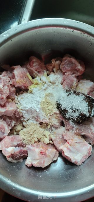 黄豆酱蒜香排骨步骤3
