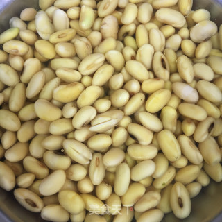 香菇黄豆烧大排步骤1