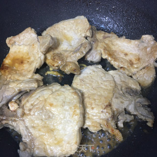 香菇黄豆烧大排步骤7