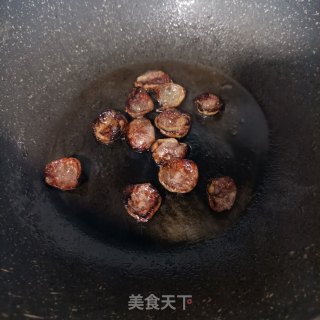 腊肠炒红菜苔步骤5
