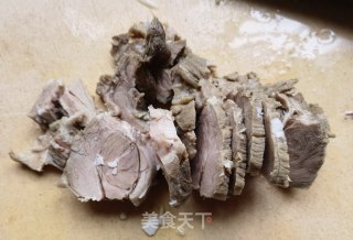 螺丝椒洋葱炒羊肉步骤3