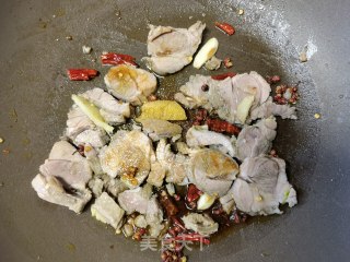 螺丝椒洋葱炒羊肉步骤7