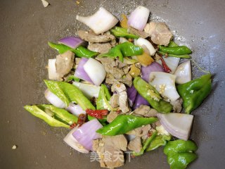 螺丝椒洋葱炒羊肉步骤10