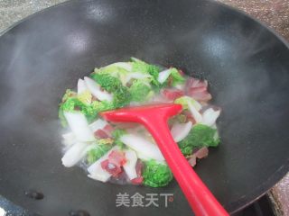 风干肉炒黄心菜步骤5
