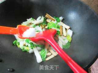 香干炒黄心菜步骤7