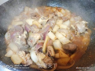 红烧萝卜焖羊肉步骤7