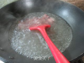 青椒风干肉炒蘑菇步骤4