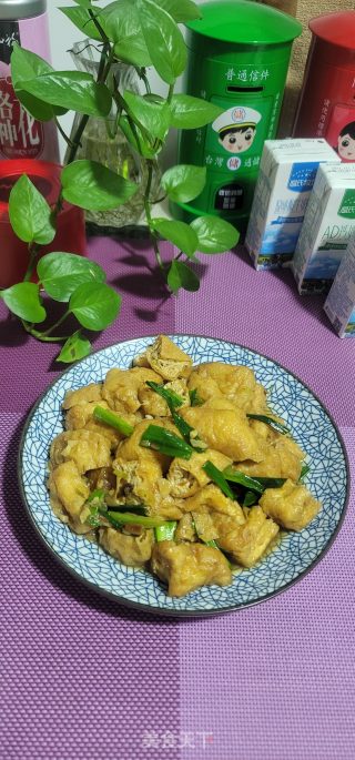 青蒜烧油豆腐步骤10