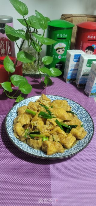 青蒜烧油豆腐步骤11