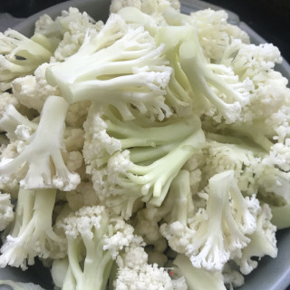 家常小炒菜花步骤4 家常小炒菜花步骤4