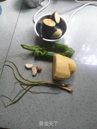 减油地三鲜步骤1