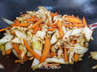 辣瓣酱炒白菜步骤4