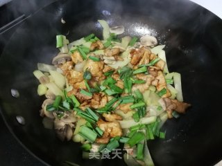 蘑菇佛手瓜炒肉片步骤9