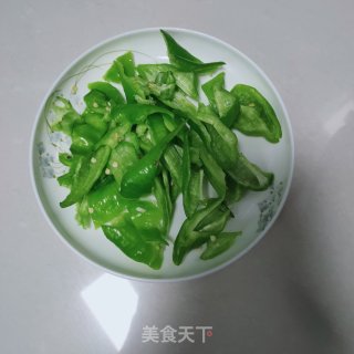 香菇辣子鸡步骤5