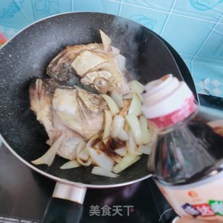 蔬菜炖鱼头步骤10