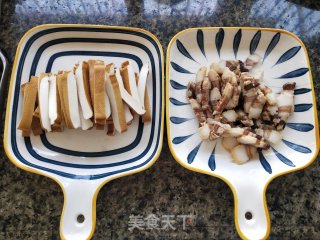 香干蒸腊肉步骤2