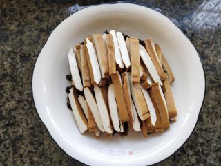 香干蒸腊肉步骤9