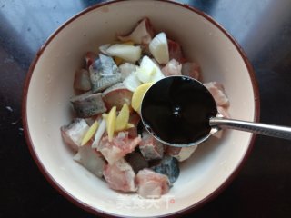 辣子草鱼块步骤4