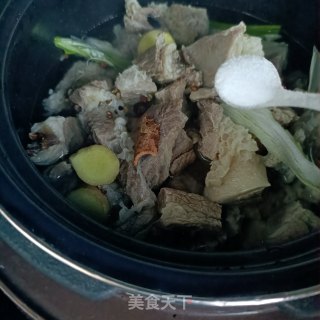 白萝卜炖牛腩步骤6