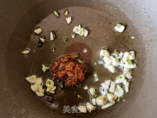 豆腐泡烩生菜步骤4