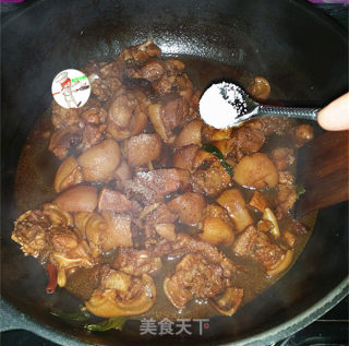 酱焖羊头肉步骤11