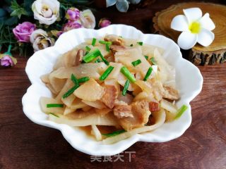 五花肉烧萝卜片步骤9