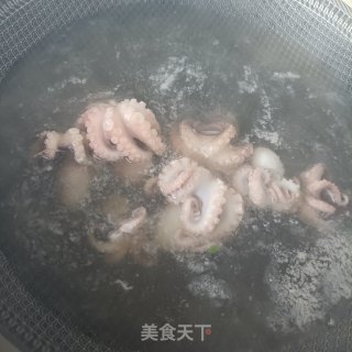 彩椒炒八爪鱼步骤5