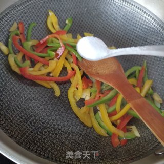 彩椒炒八爪鱼步骤10