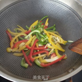 彩椒炒八爪鱼步骤9