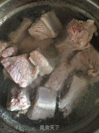 排骨白菜炖粉条步骤1
