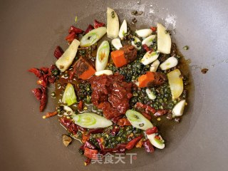 豆芽平菇煮毛肚步骤8