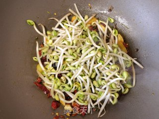 豆芽平菇煮毛肚步骤10